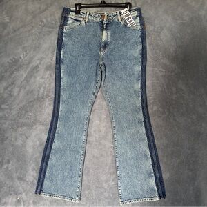 Wrangler Westward 626 High Rise Bootcut Two-Tone Blue Jeans 31x32